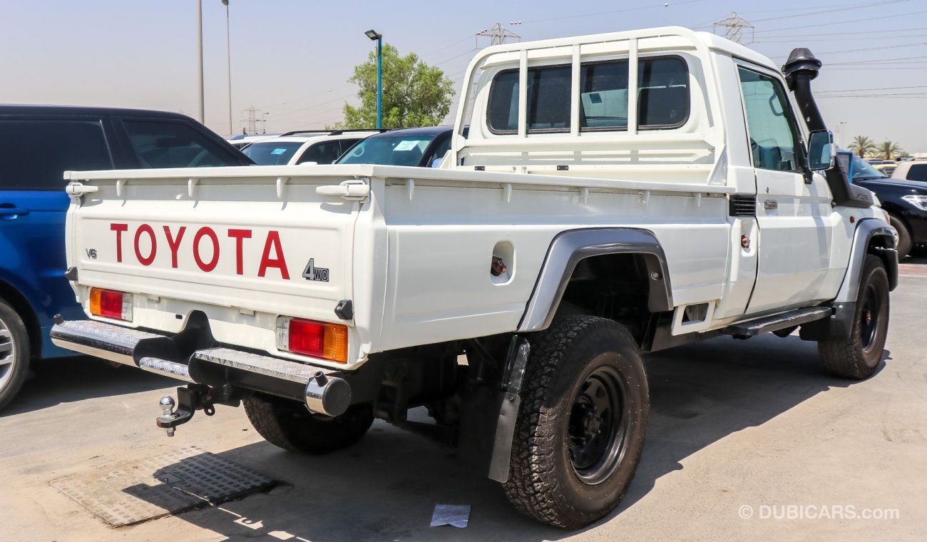 Toyota Land Cruiser Pick Up