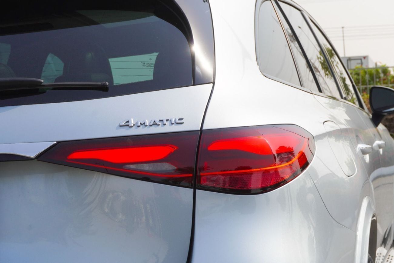 Mercedes Benz GLC 300 4Matic 2,429 AED Monthly II Mercedes GLCC300 2024  II 0% Down Payment  II Still Under Warranty to 20