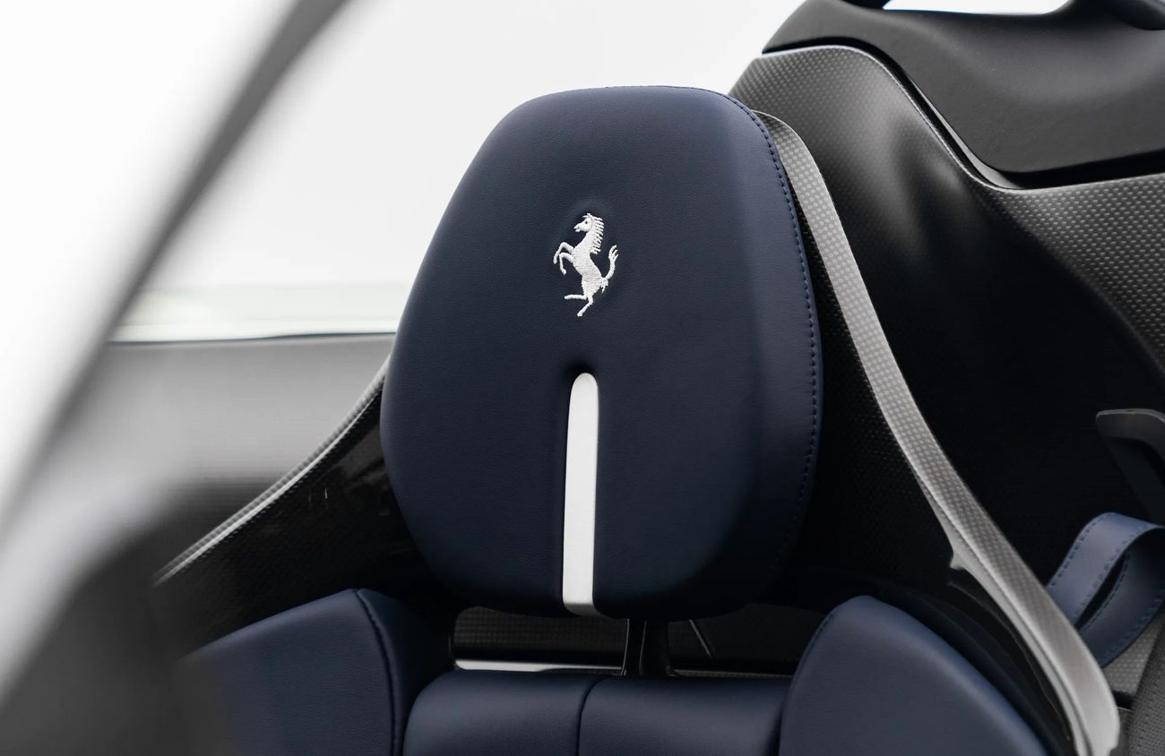 فيراري SF90 سبيدر 4.0L V8 Twin-Turbocharged Engine + eMotor | Warranty