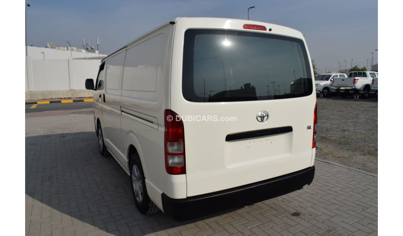 Toyota Hiace GL - Standard Roof Toyota Hiace Delivery Van, Model:2015. Excellent condition
