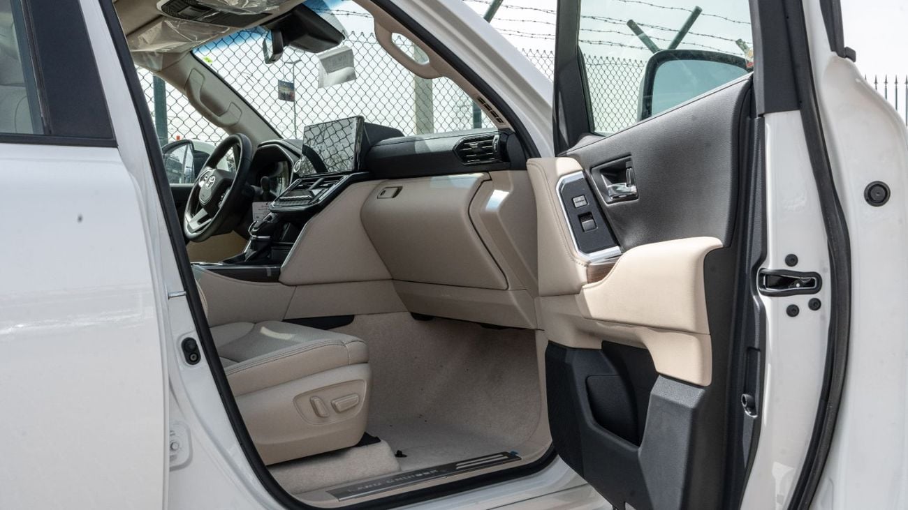تويوتا لاند كروزر Toyota Land cruiser GXR TT 3.5L Petrol AT Full Option 2026