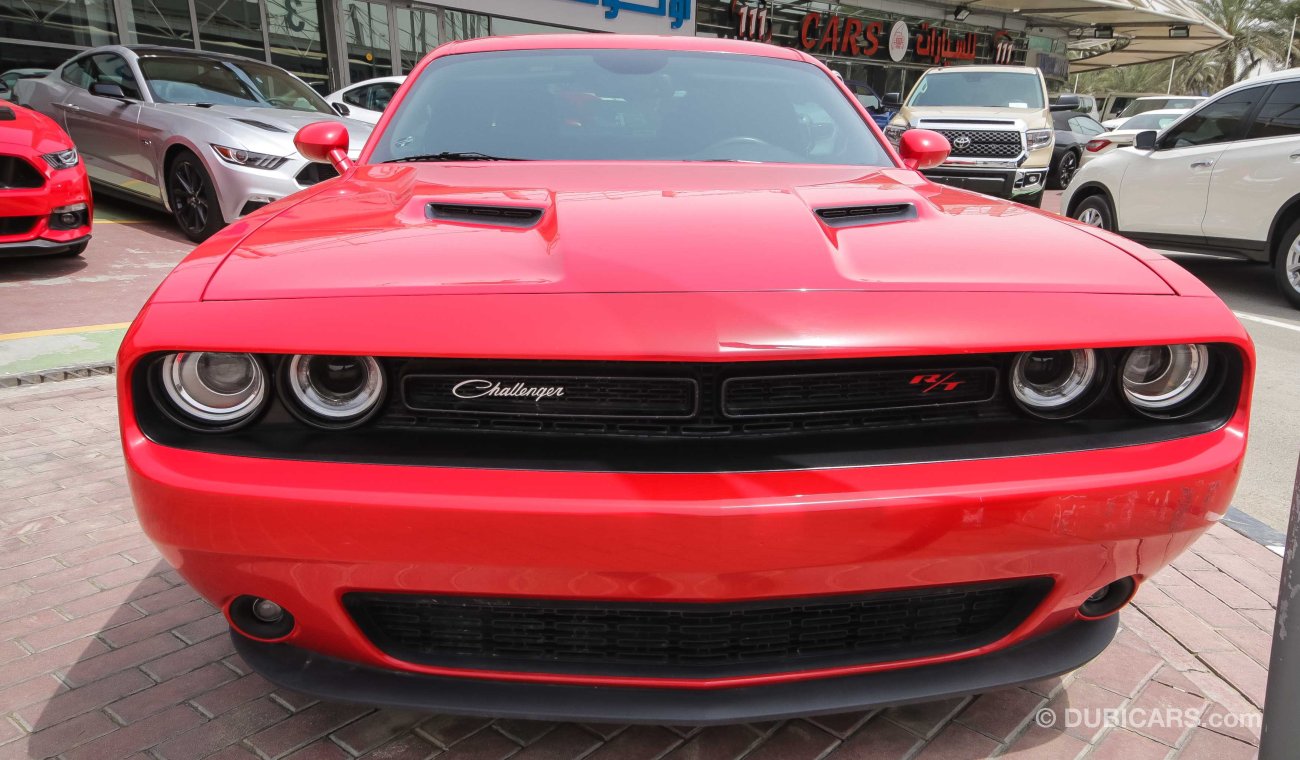 Dodge Challenger RT, 5.7L V8 HEMI, GCC with Warranty Until 2020