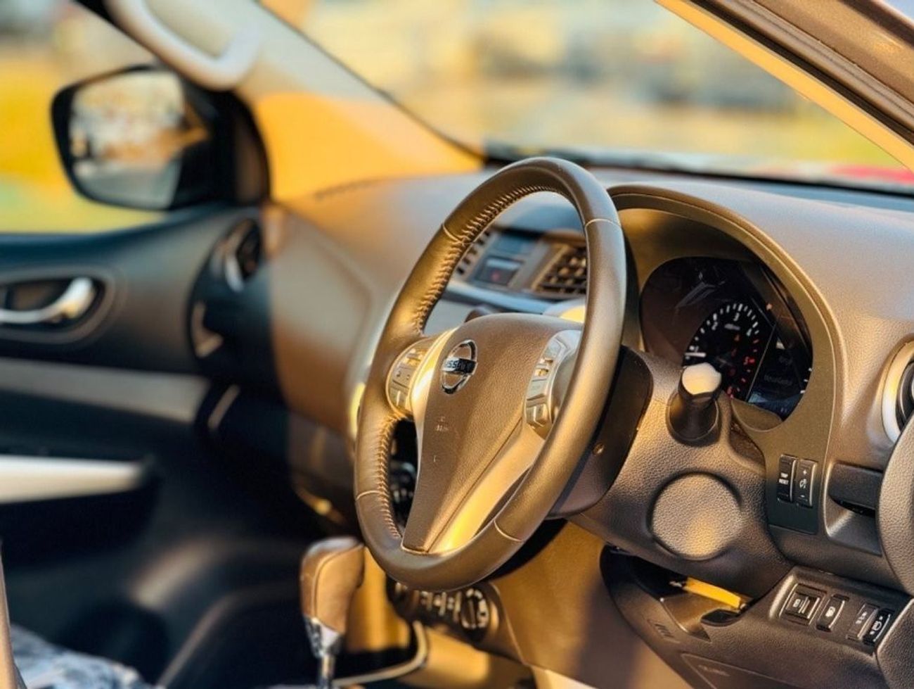 نيسان نافارا Full option top of the range