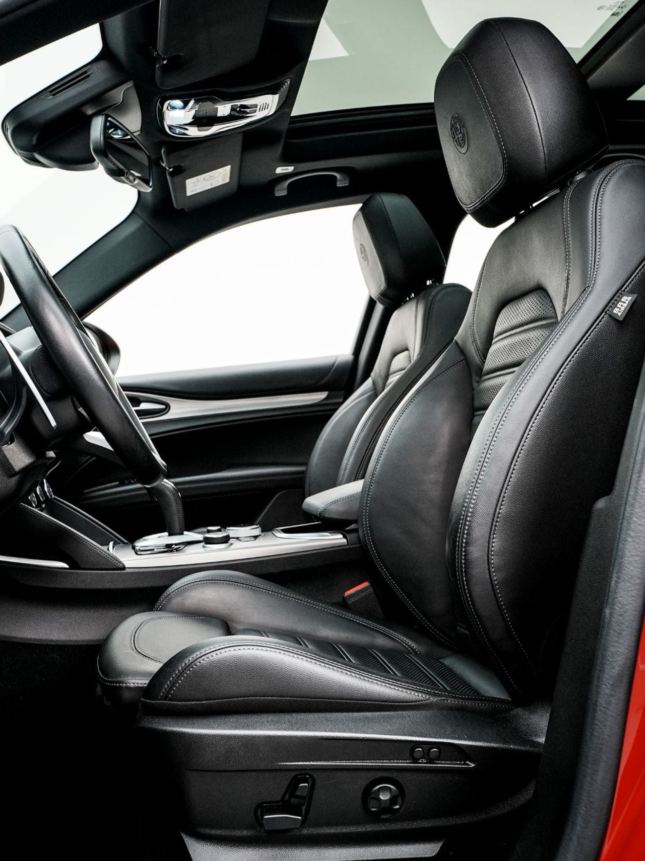 ألفا روميو ستيلفيو Veloce 2023 Alfa Romeo Stelvio Q4, 2028 Alfa Romeo Warranty, Low Kms, GCC