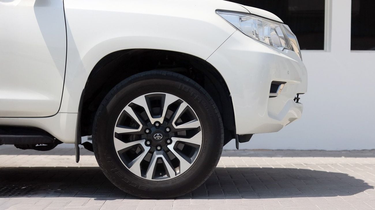 Toyota Prado GXR 4.0L 4WD | Free Agency Warranty | Zero Downpayment Support | Complete Service History