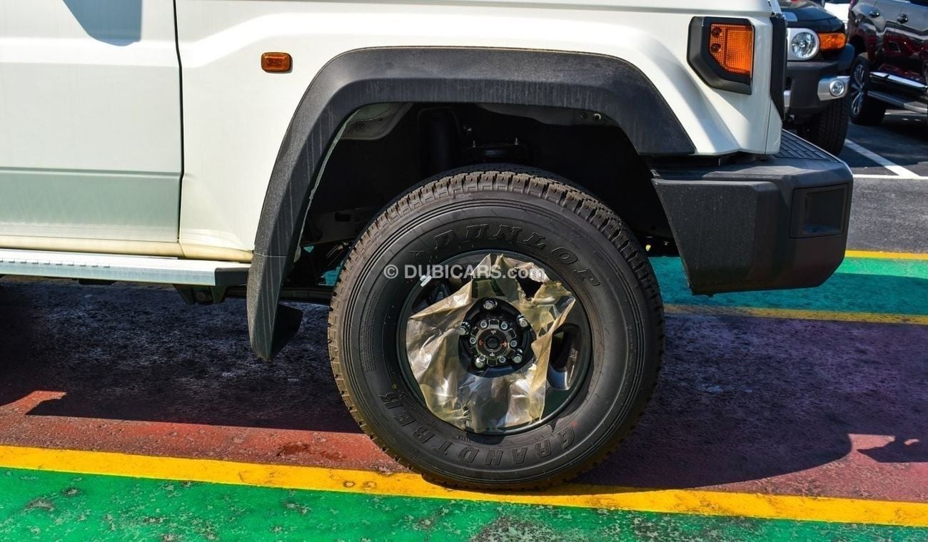 تويوتا لاند كروزر 70 4.0L V6 Petrol  Auto Transmission