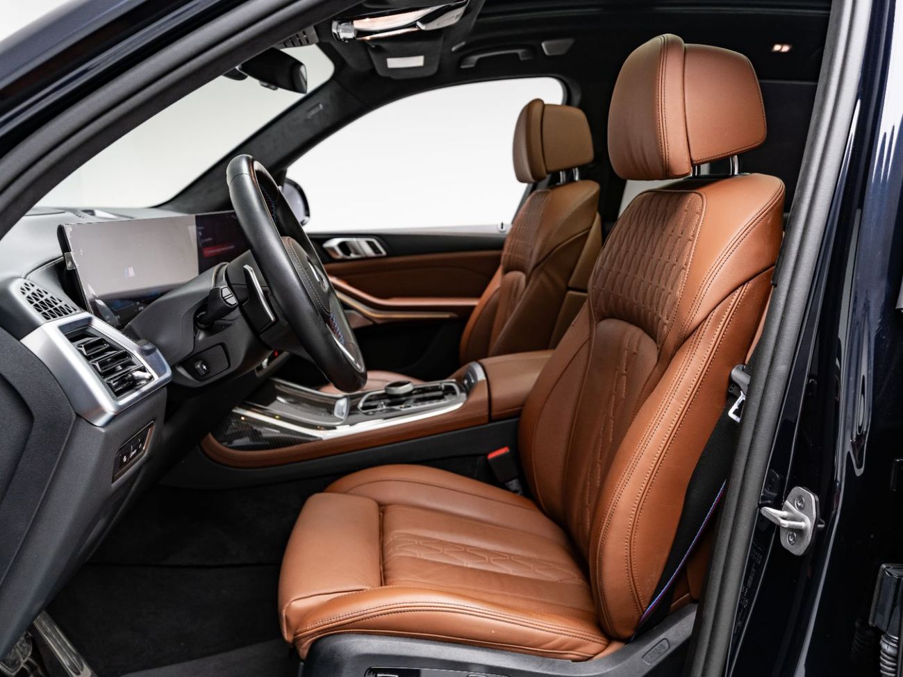 BMW X7 xDriveM60i (6 Seats) 2024 BMW X7 M60i, 4.4 TC V8, 4WD, 530bhp, 8 Speed Auto.