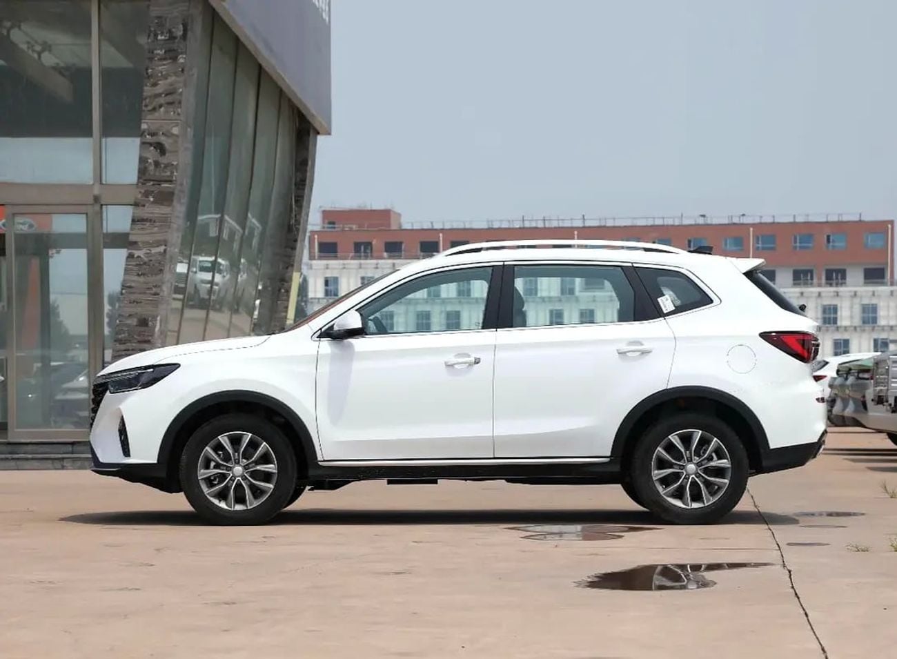 Roewe Rx5 Full Option | KM | Brand | White | رووي موديل زيرو فل كامل