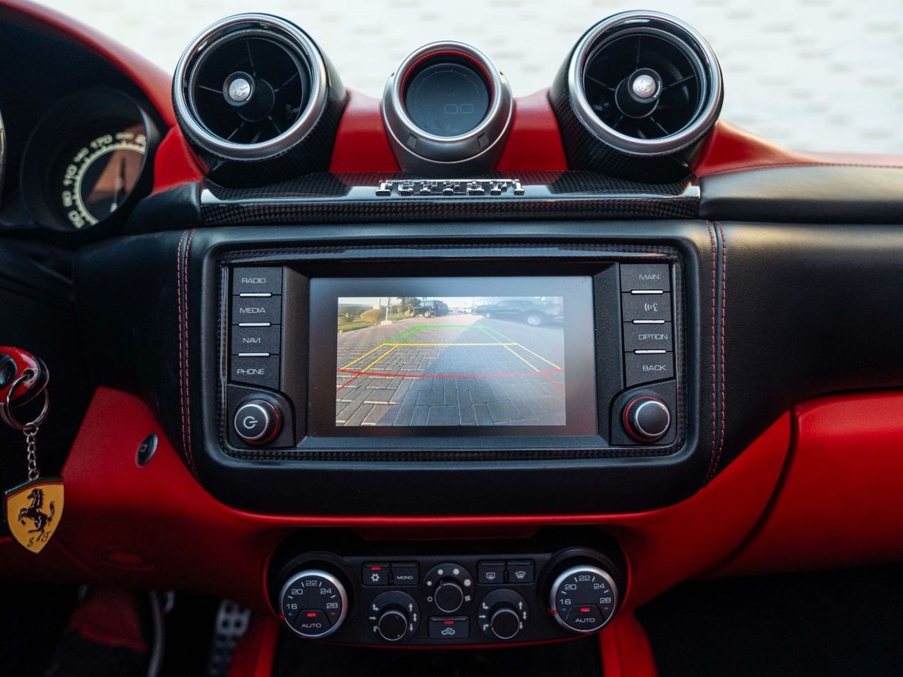 Ferrari California T FERRARI CALIFORNIA T • ONLY 54K KM • 3.9L TURBOCHARGED • OFFICIAL AL TAYER WARRANTY