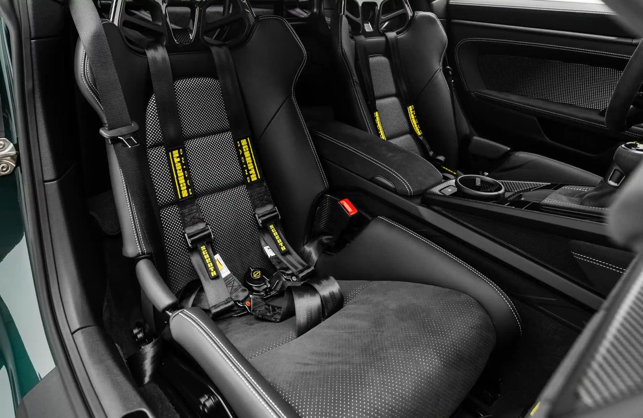 Porsche 911 4.0L F-6 Naturally Aspirated Engine