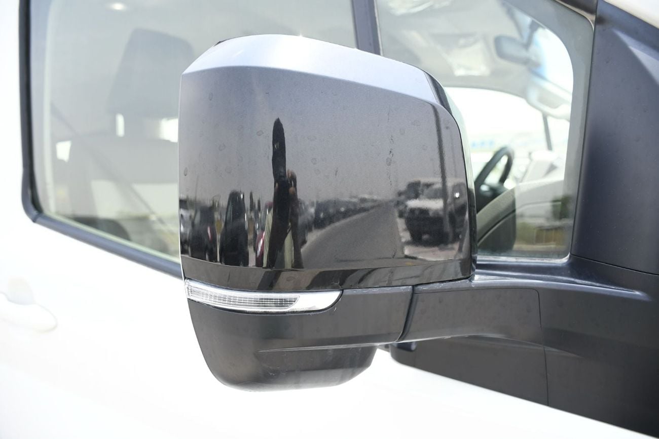 Toyota Hiace GL 3.5L Manual Petrol Full option