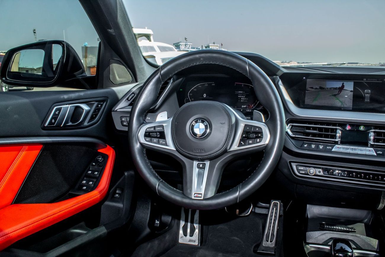 بي أم دبليو 120i M Sport 2.0L