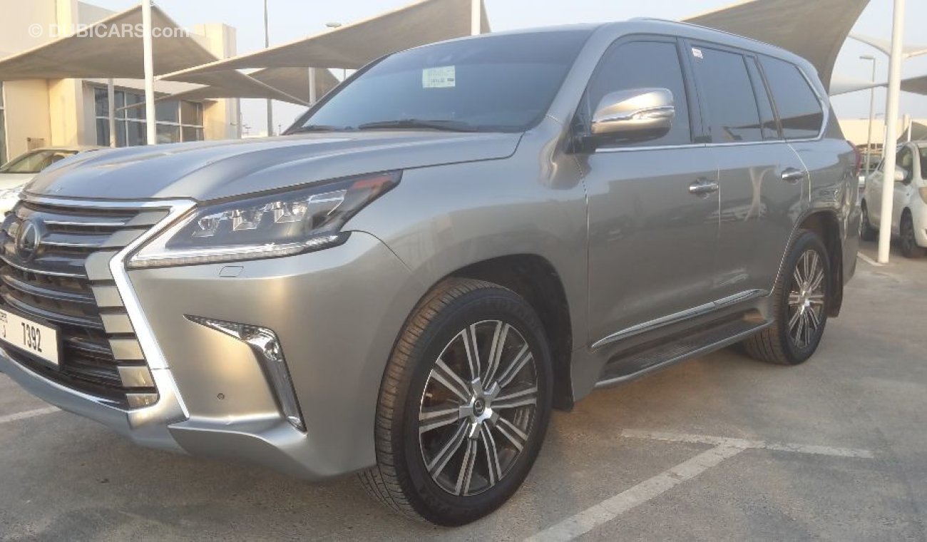 Lexus LX570 فل ابشن