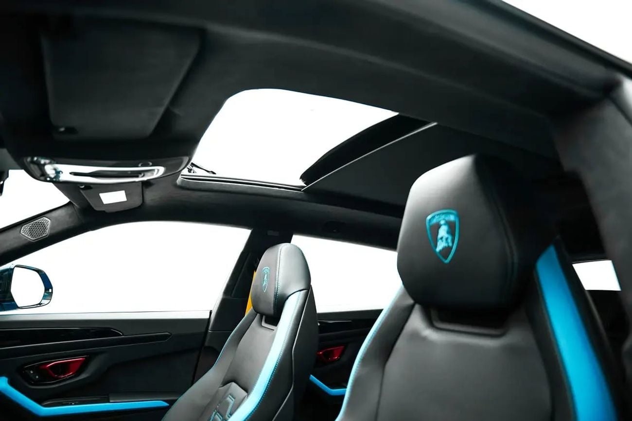 Lamborghini Urus SE 4.0T V8 Hybrid SE