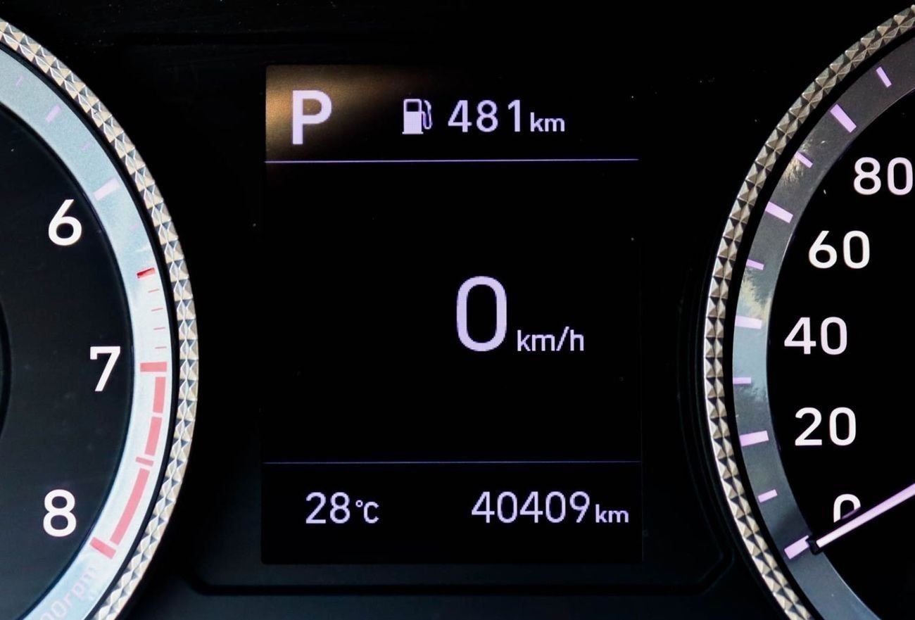 هيونداي سوناتا Smart 2.5L Hyundai Sonata 2023 GCC accident-free in excellent condition 1388 P.M