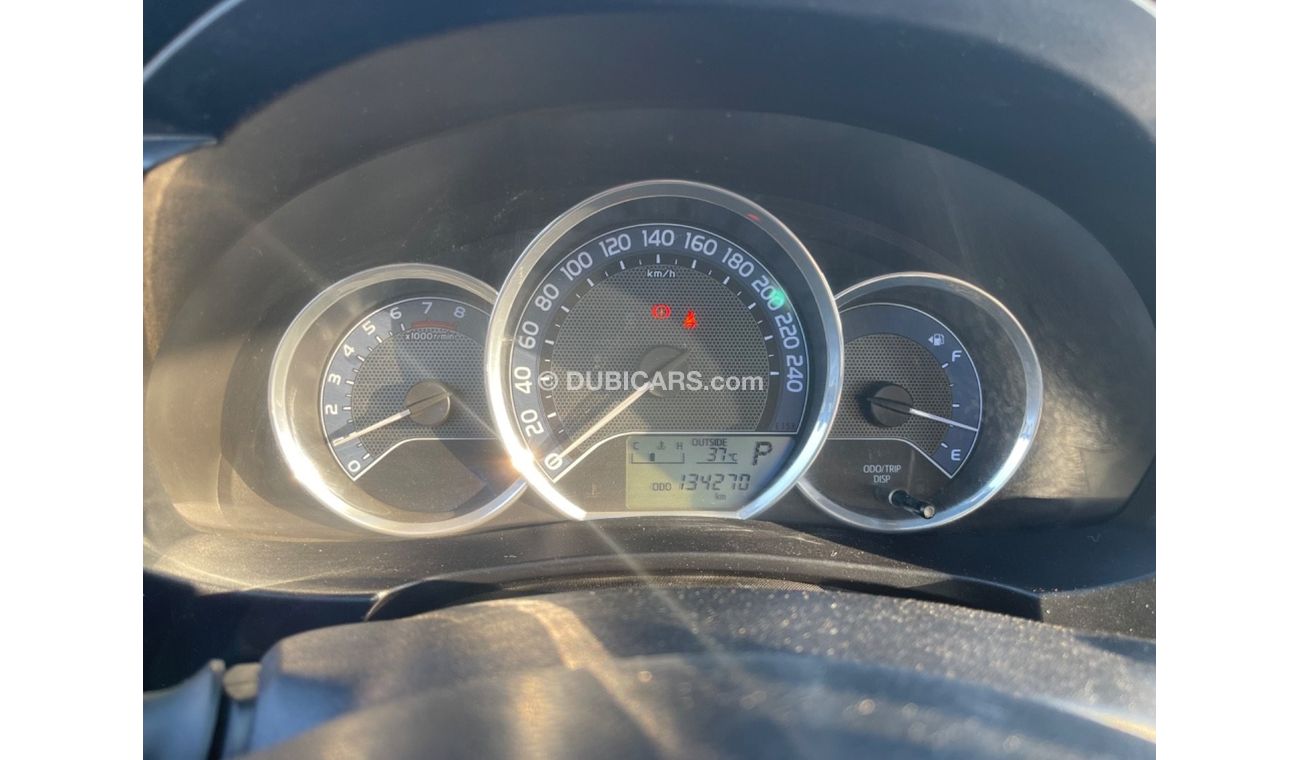 تويوتا كورولا Toyota Corolla  model 2015    ( GCC_ SPEC) VERY GOOD CONDITION