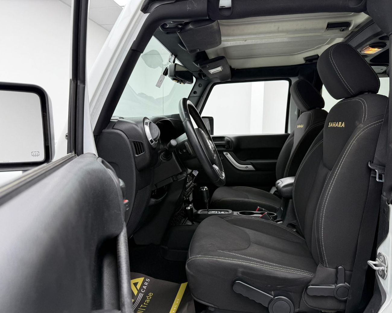 Jeep Wrangler Sahara 3.6L A/T 2015 Jeep Wrangler Sahara, Full Service History, Excellent Condition, GCC