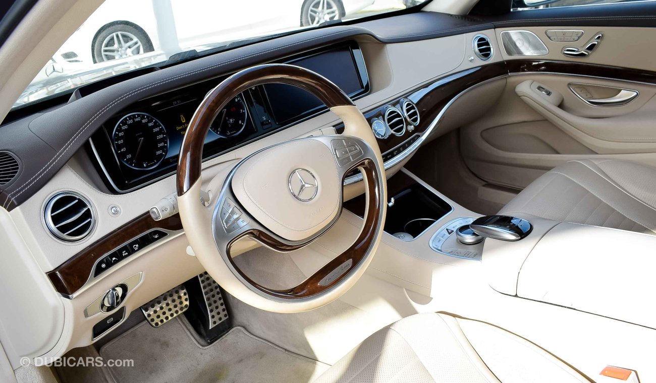 مرسيدس بنز S 550 4 Matic