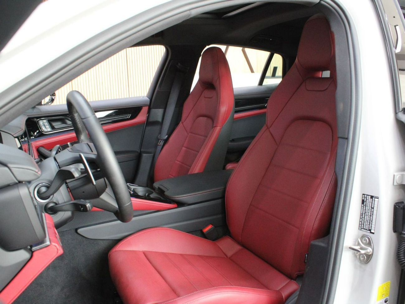 Porsche Panamera PANAMERA 4 | With warranty