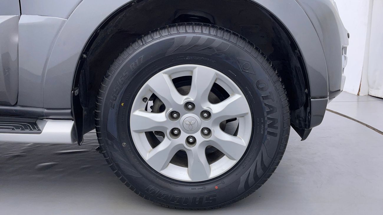 Mitsubishi Pajero GLS HIGHLINE 3.5 | Zero Down Payment | Free Home Test Drive