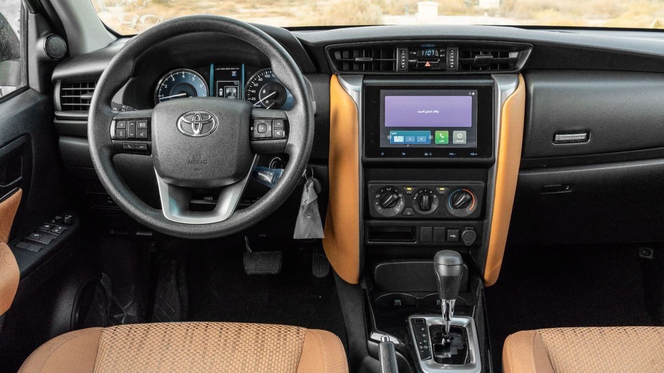 تويوتا فورتونر EXR 2026 Totota Fortuner GX 2.7L AT Petrol (Gray-Tan) RWD