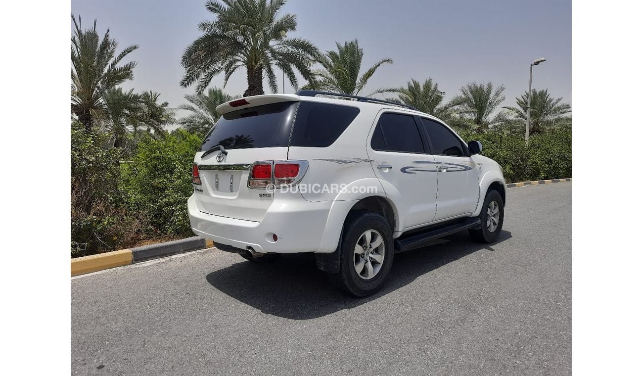 تويوتا فورتونر تويوتا فورشنر 2008 مواصفات خليجي دفع رباعي فل اتوماتيك بحاله ممتازه جدا