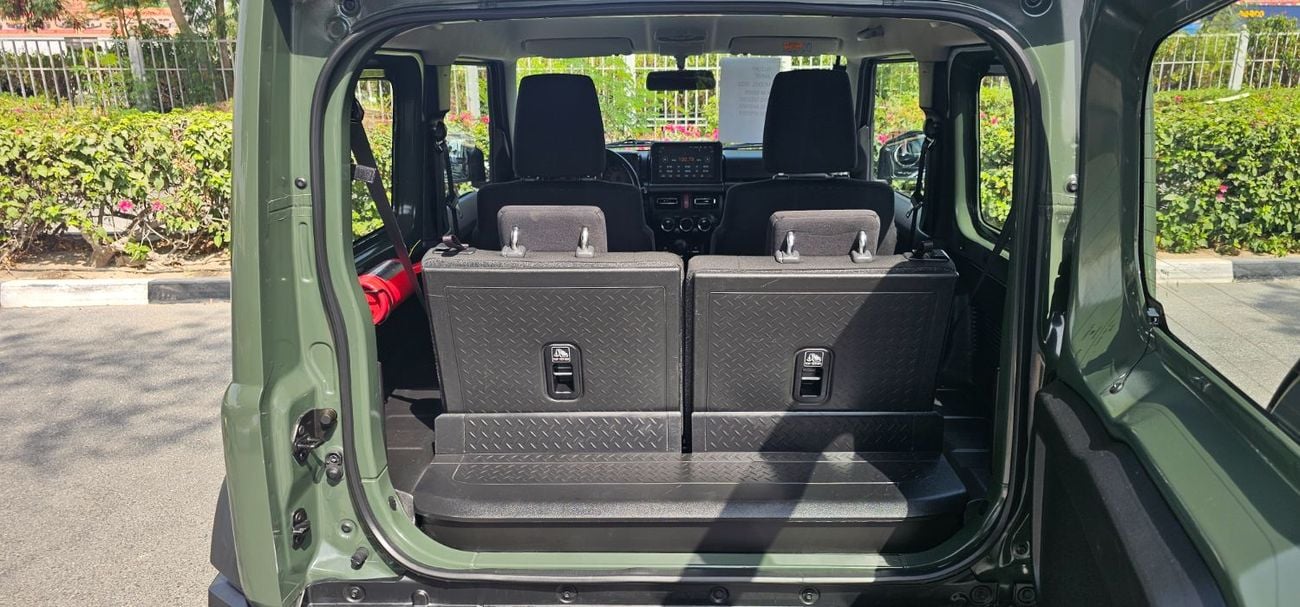 سوزوكي جيمني 1.5L GLX (A/T)