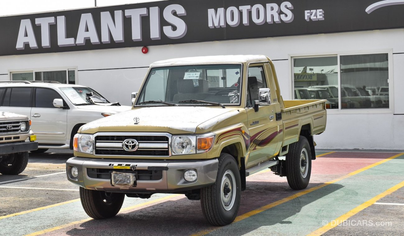 Toyota Land Cruiser Pick Up Classic  4.5L V8  Double Tank