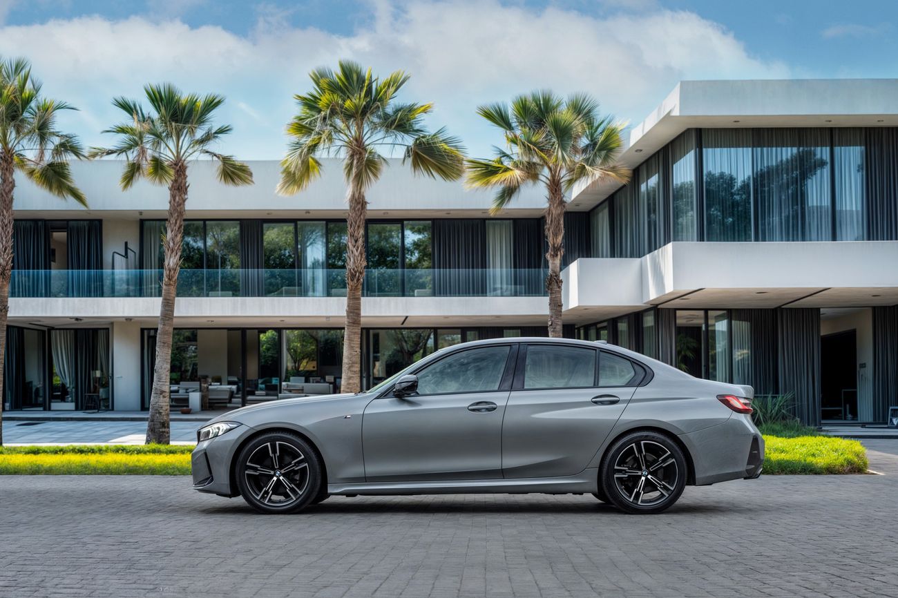 BMW 320i 320i M-Kit | 3,428 P.M | 0% Downpayment | BMW 3 Series M-Kit!