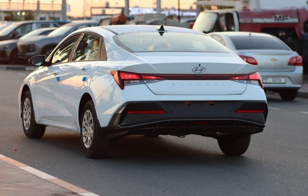 Hyundai Elantra 1.6L, FOG LIGHTS, PARKING SENSORS,MID OPTION, MODEL 2024 FOR EXPORT