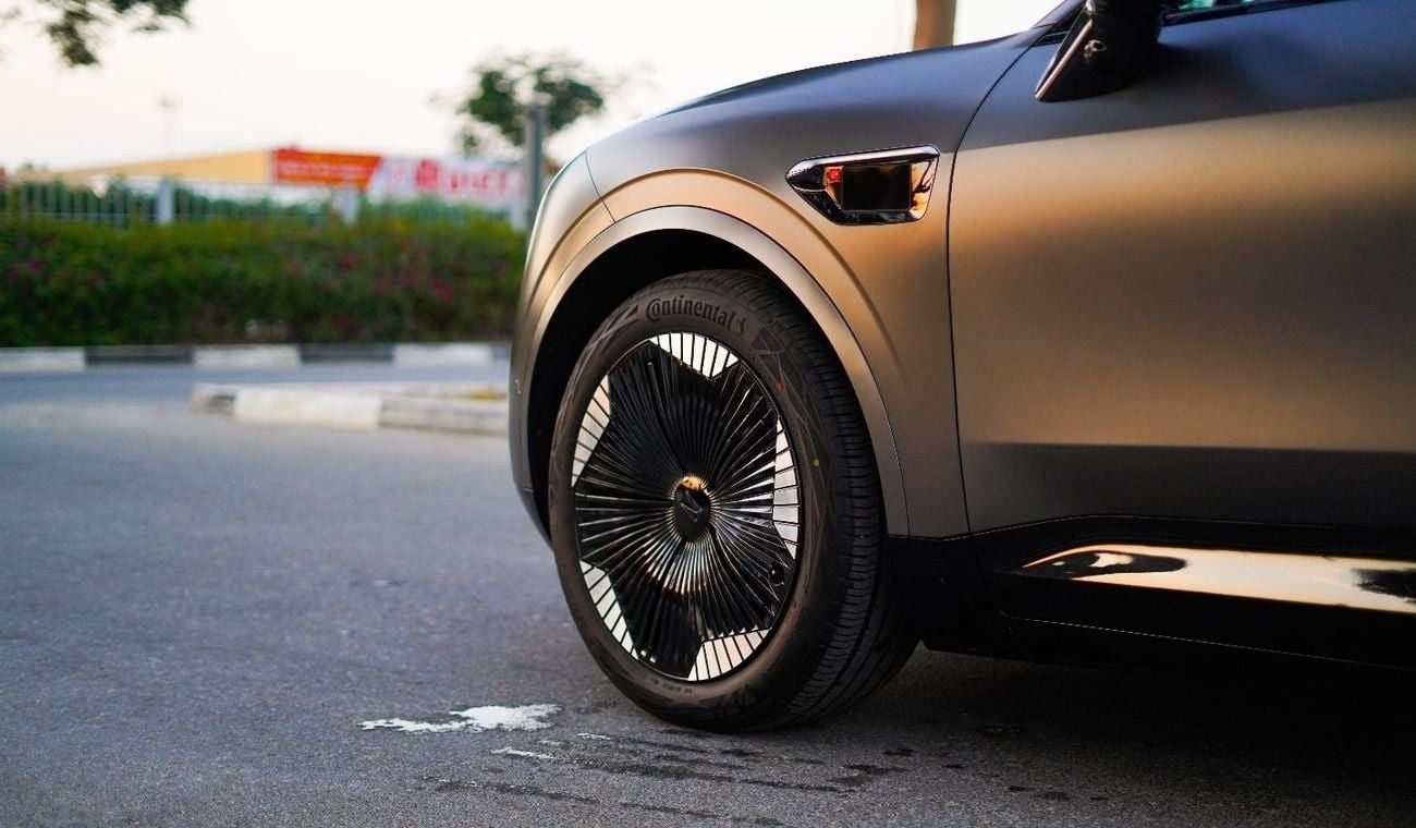 Avatr 11 2023 USED AVATR 11 AWD / 90 kWH / WLTC (580 KM) / LAW MILEAGE (20,000 KM) / WARRANTY