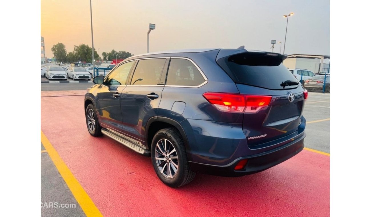 Toyota Highlander Xle sunroof