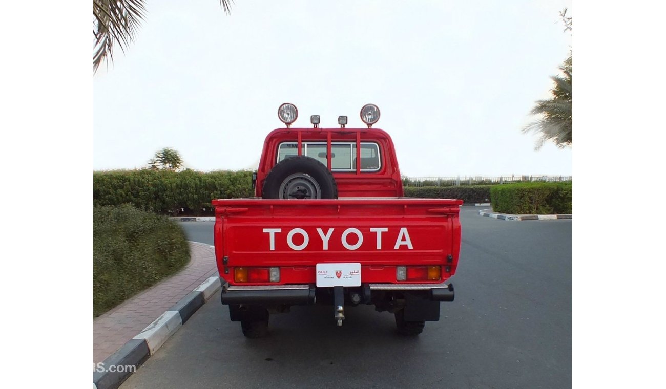 Toyota Land Cruiser Pick Up LOW MILEAGE