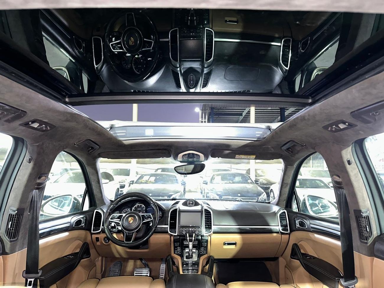 بورش كايان Turbo 4.8L (520 HP) 2015 | LED PDLS HEADLIGHTS | 21 INCH ALLOY WHEELS | PANORAMIC ROOF | FULLY LOADE