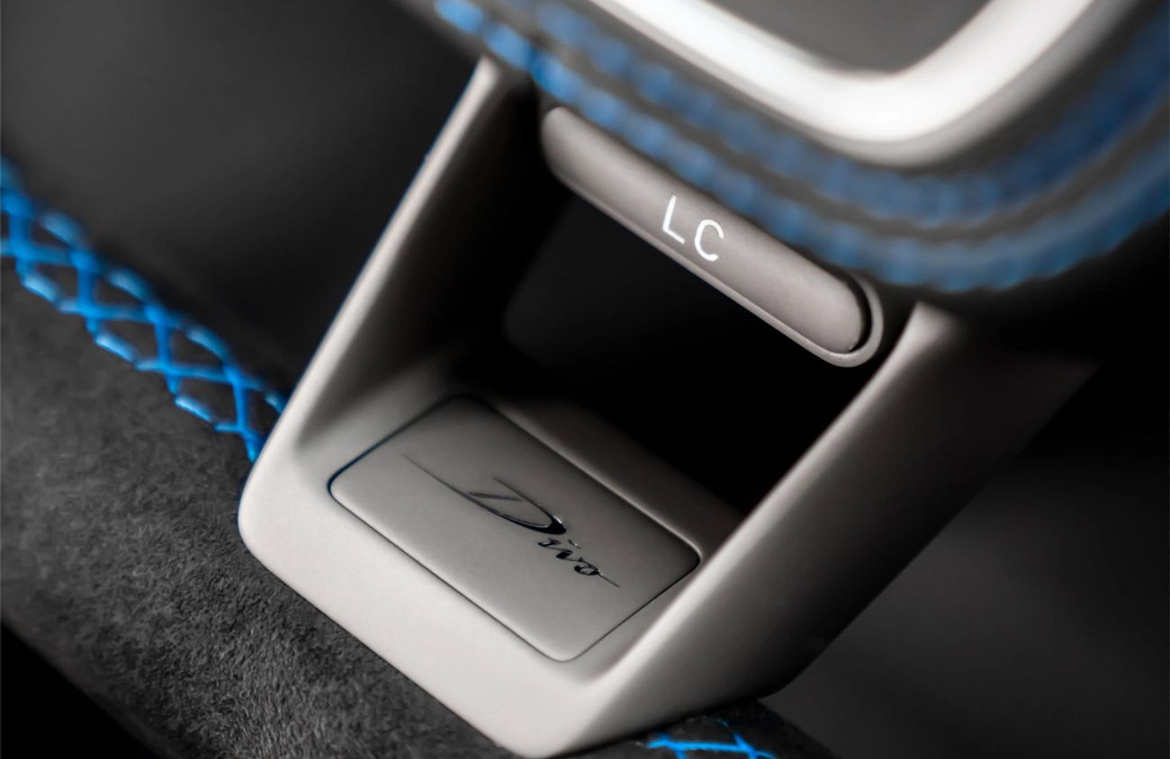 بوغاتي ديفو 8.0L W-16 Quad-Turbocharged Engine | Warranty