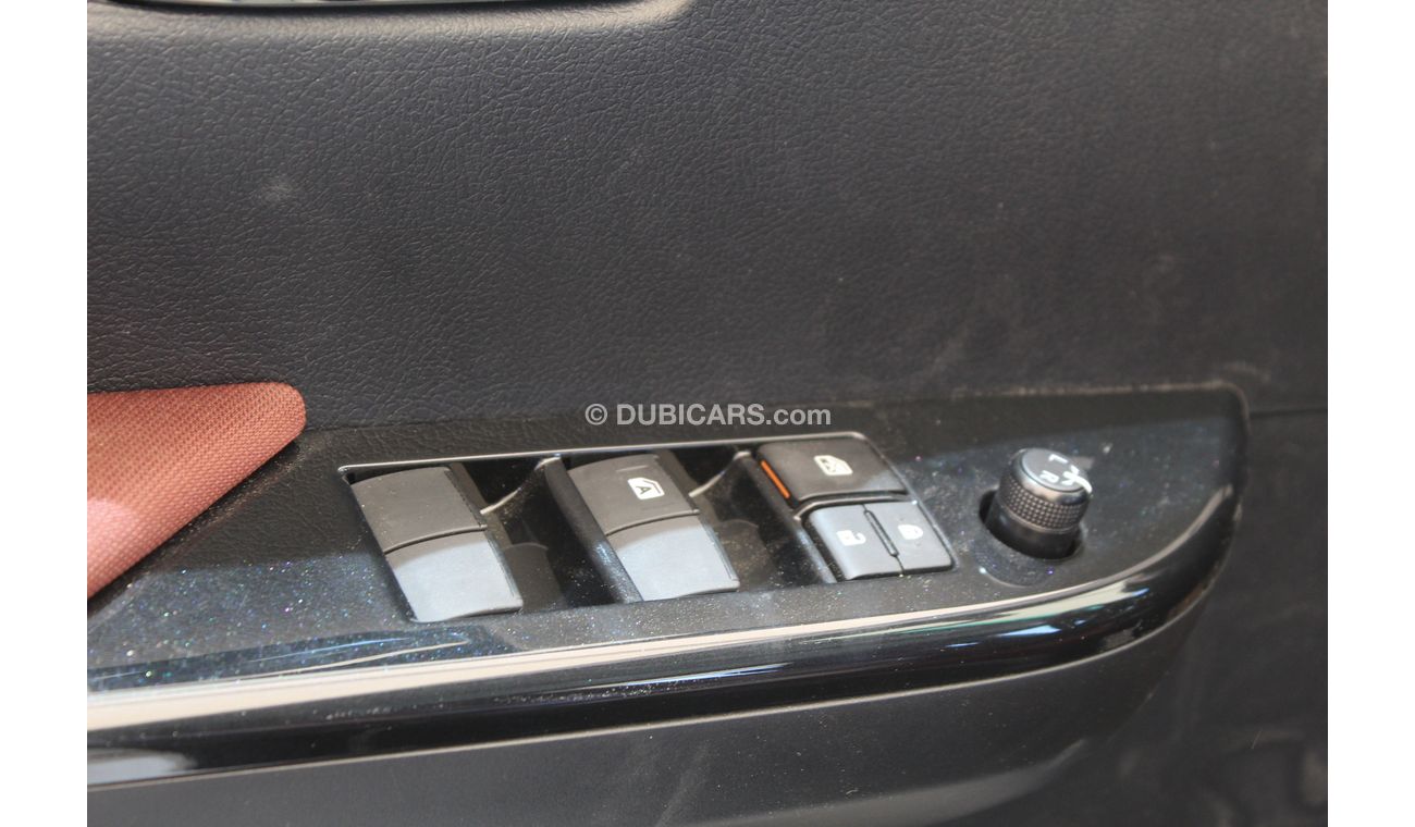 Toyota Hilux 2.4L DC 4X4 MT ,with steel bumber, full option 2019