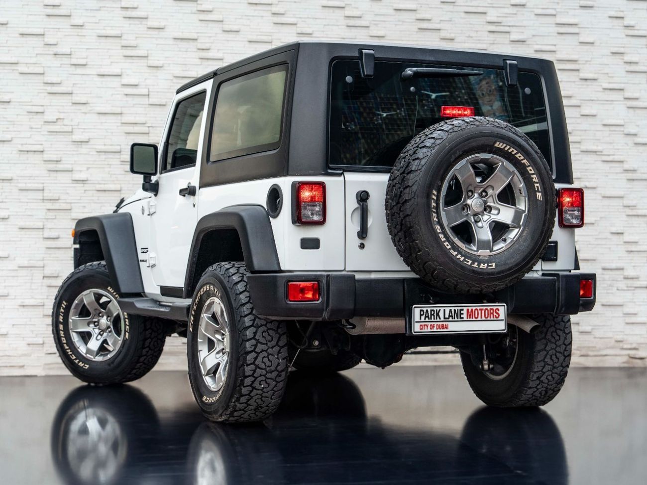 Jeep Wrangler Sport S 3.6L A/T