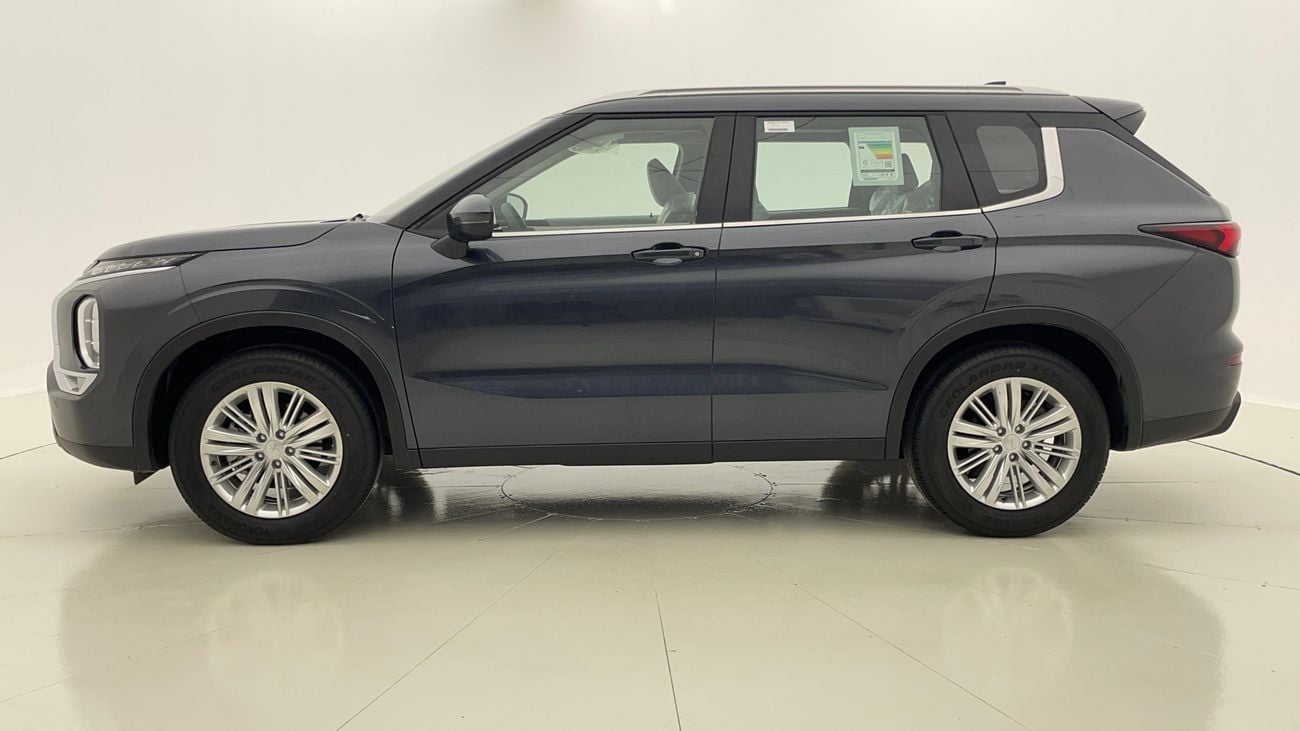 Mitsubishi Outlander MIDLINE WITH SUNROOF 2.5 | Zero Down Payment | Home Test Drive