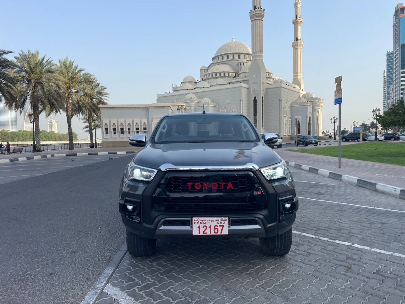 تويوتا هيلوكس SR5 2016 Facelift to 2024 shape Diesel Engine Full Option