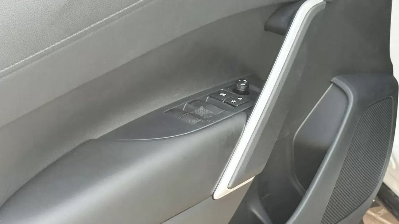 تويوتا كورولا كروس GLI Toyota/COROLLA CROSS/2.0L Hybrid Elite AT