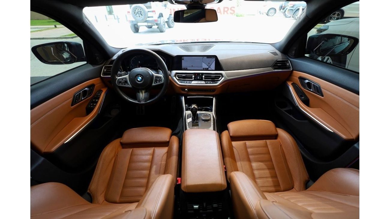 بي أم دبليو 330i M سبورت