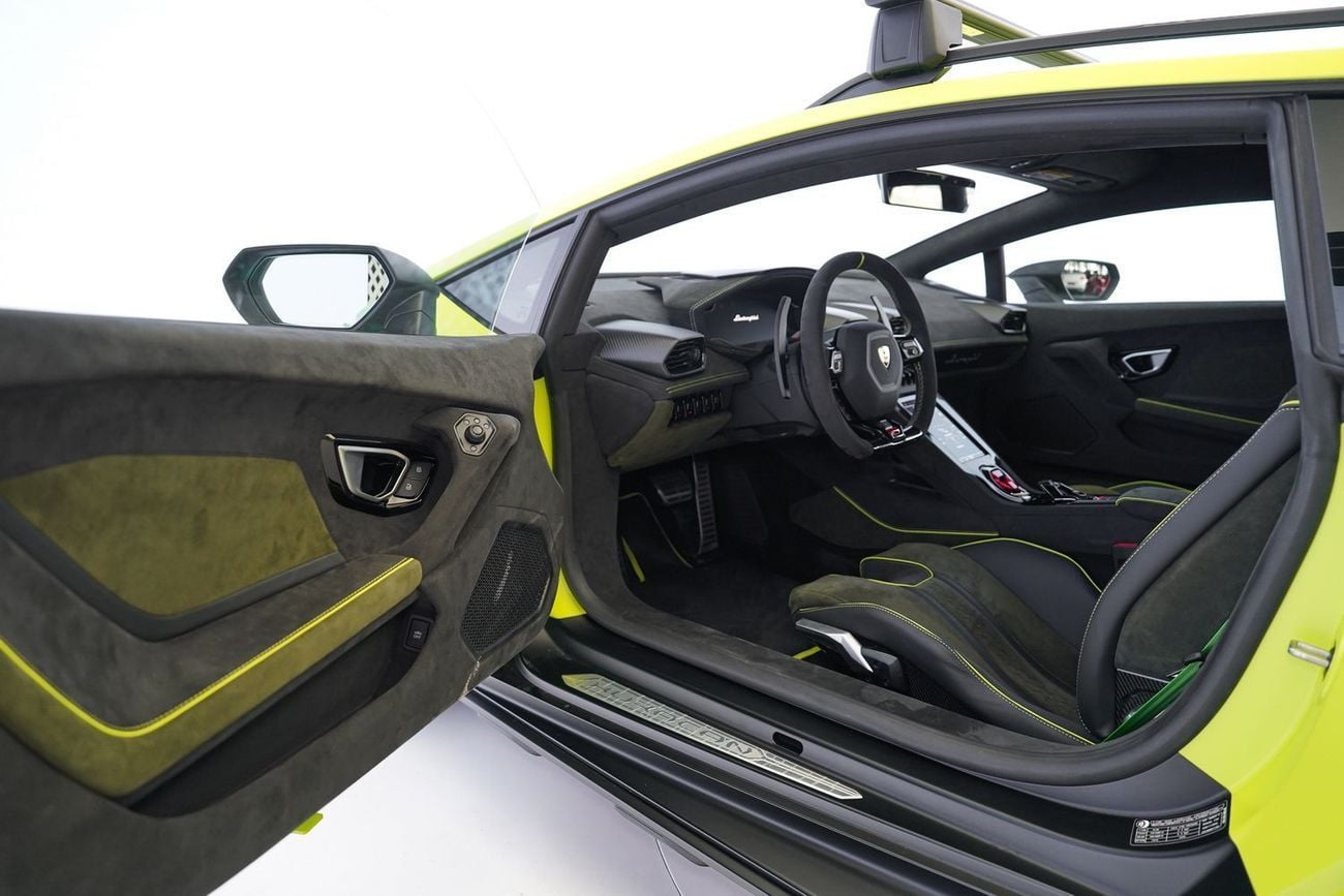 Lamborghini Huracan STERRATO 5.2L V10