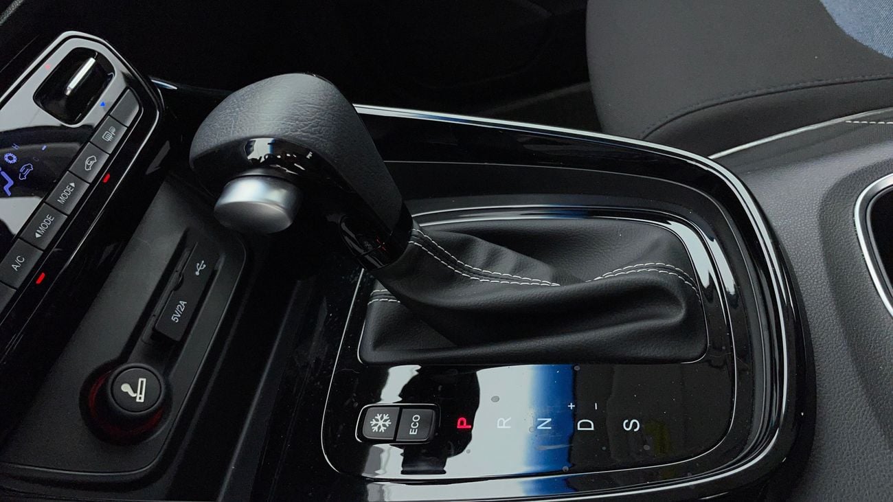 Chevrolet Captiva PREMIER 1.5 | Zero Down Payment | Free Home Test Drive