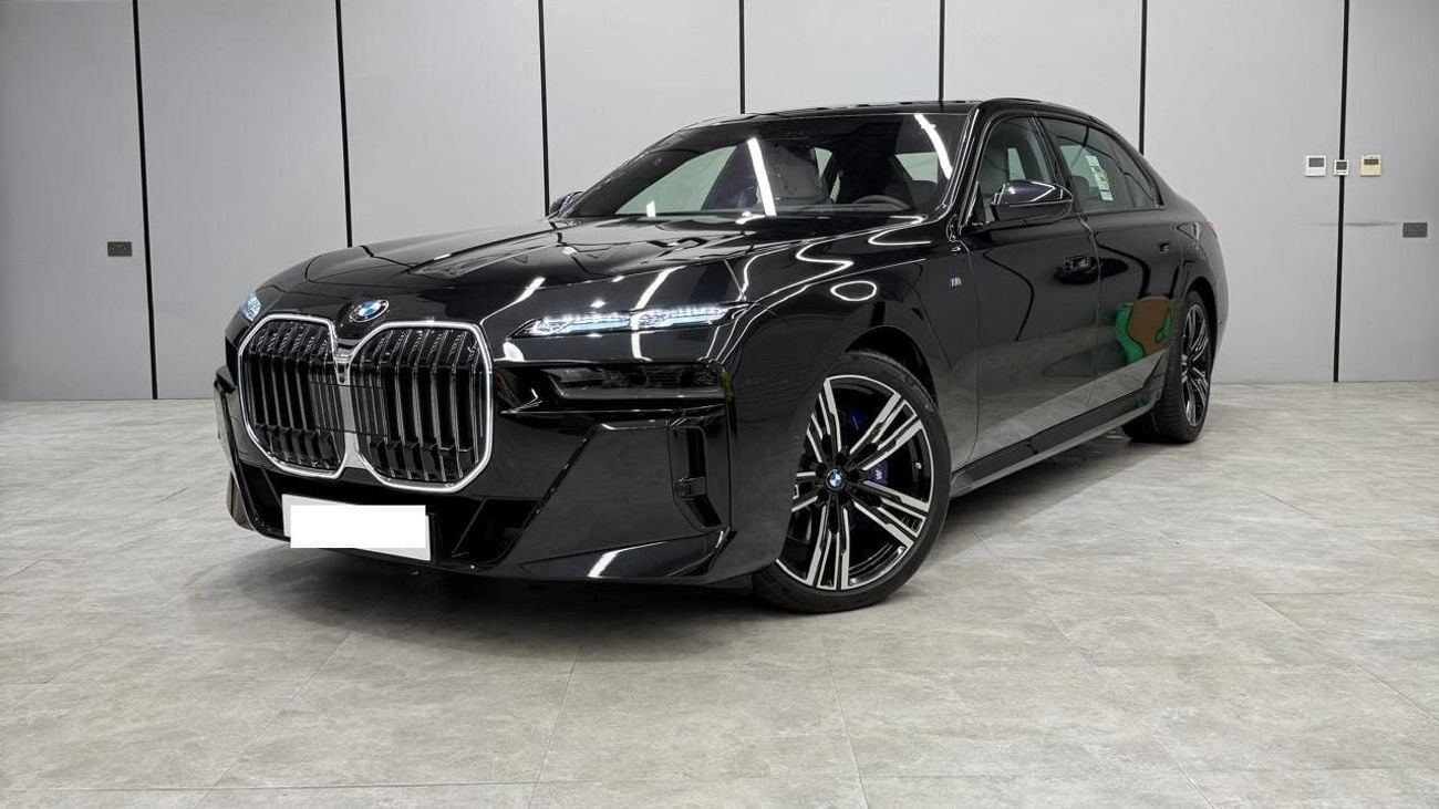 BMW 735 i | M Sport | Brand New | Dealer Warranty & Service Contract
