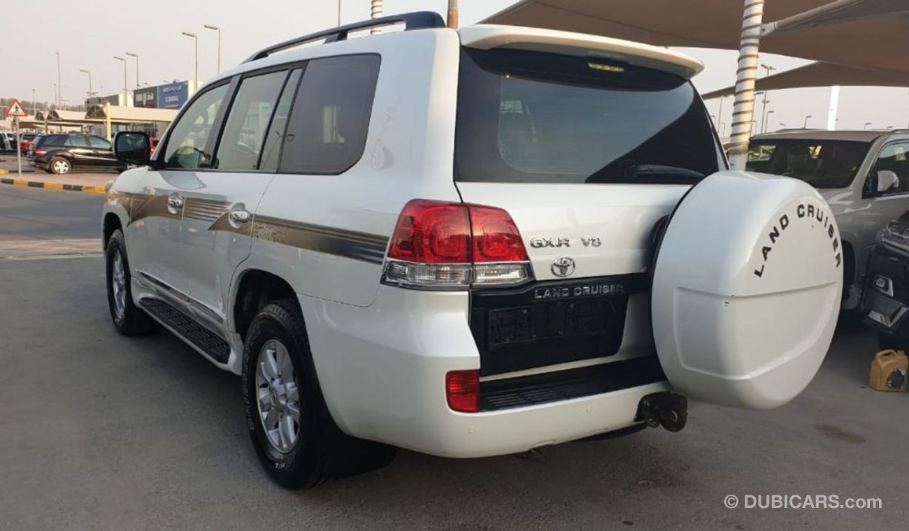 Toyota Land Cruiser TOYOTA LAND CRUISER  V8  GX.R Gcc