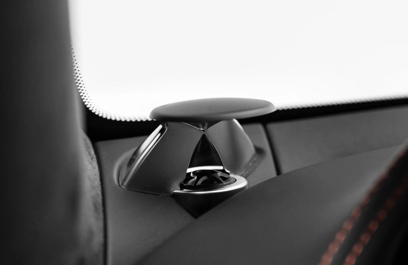 Mercedes-Benz SLS AMG 6.3L V8 Naturally Aspirated Engine