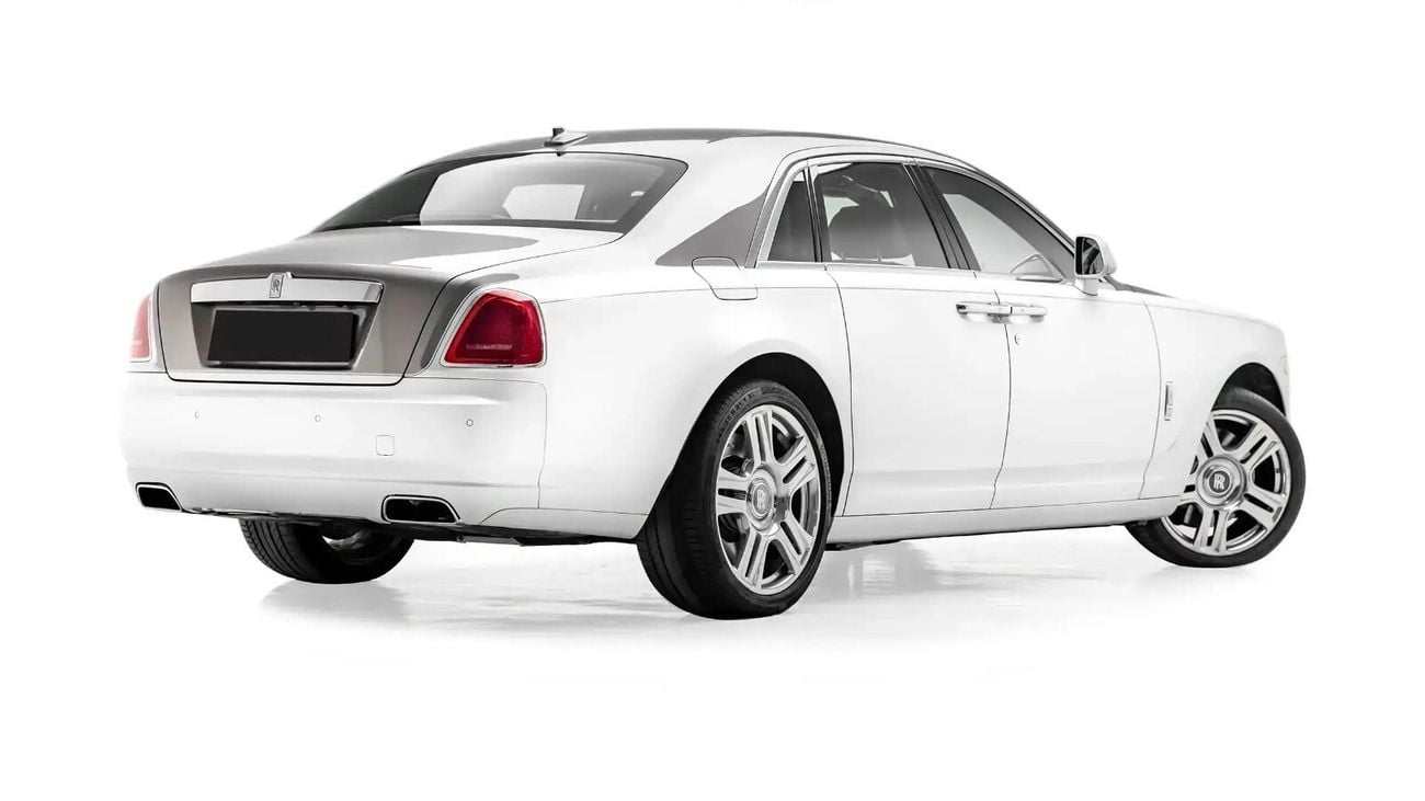 Rolls Royce Ghost Silver Badge