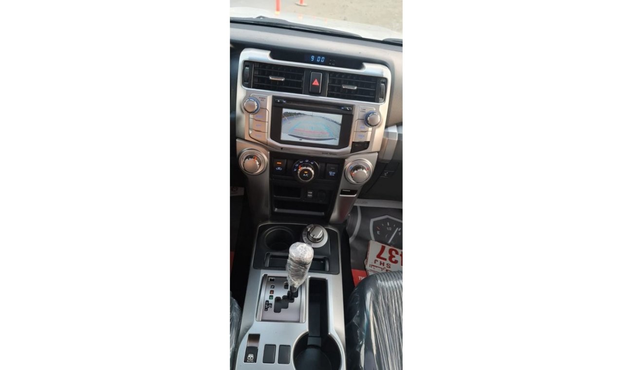 Toyota 4Runner 2017 PASSING GURANTEE FROM RTA DUBAI FOR URGENT SALE