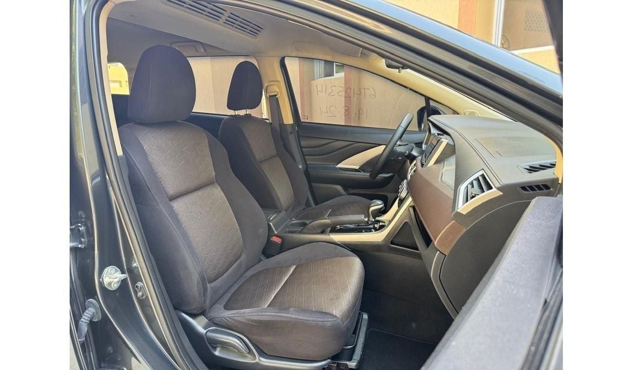 Mitsubishi Xpander Mitsubishi Xpander Cross 2023 Gcc, Full option