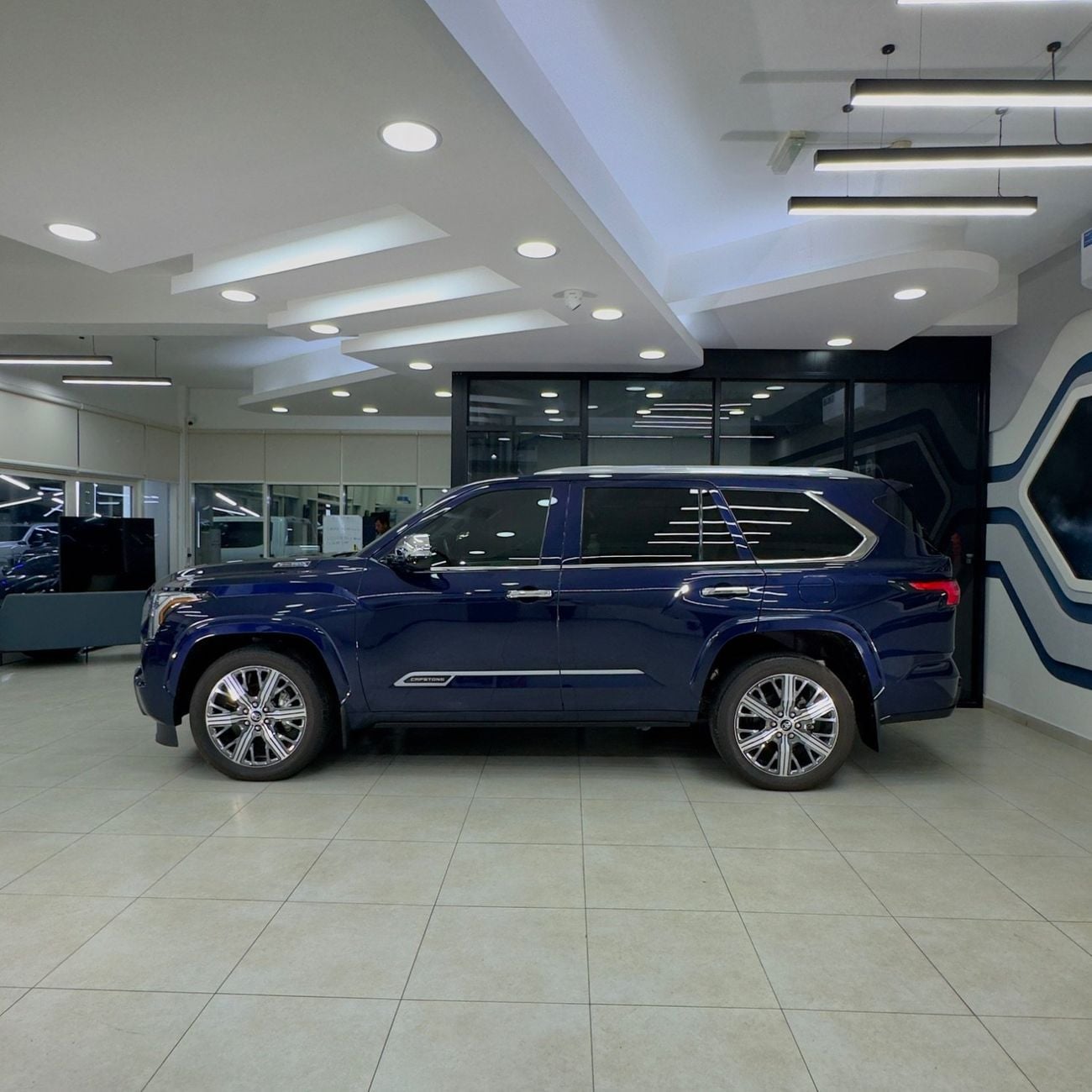 تويوتا سيكويا Capstone